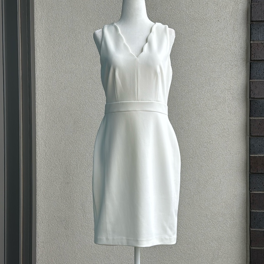 CeCeWhite dress. Size 8. Excellent condition